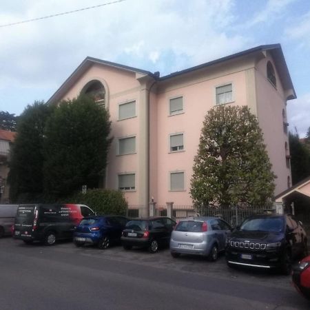 Casa Vacanze La Mela Монца Екстер'єр фото